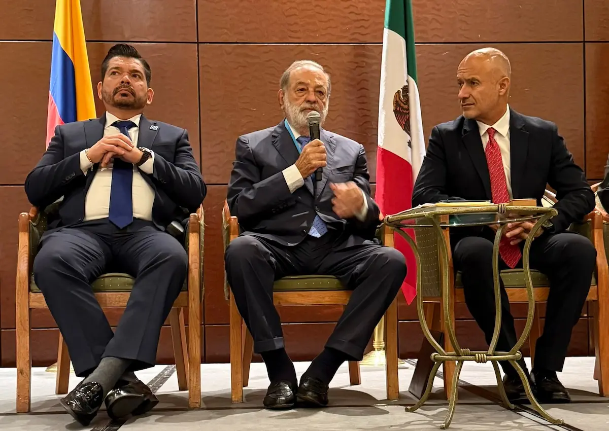 Carlos Slim defiende la solidez comercial México con EU, y urge a detonar la inversión en infraestructura