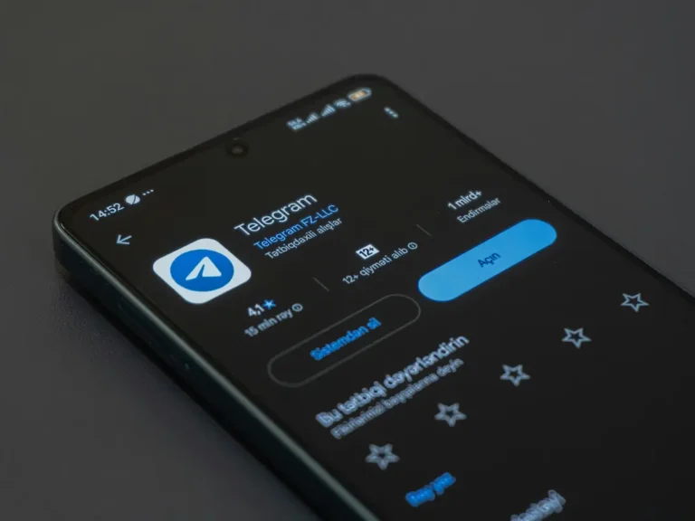 Apple reabre el debate sobre el poder de las tiendas de aplicaciones tras retirar a Telegram