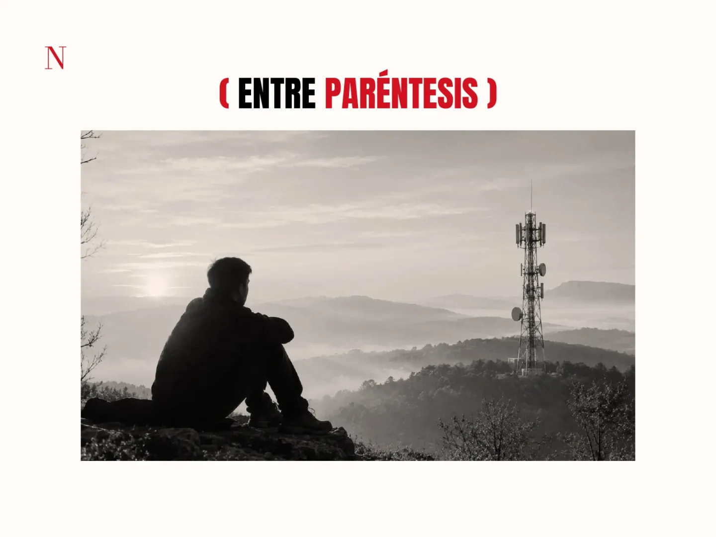 Entre paréntesis